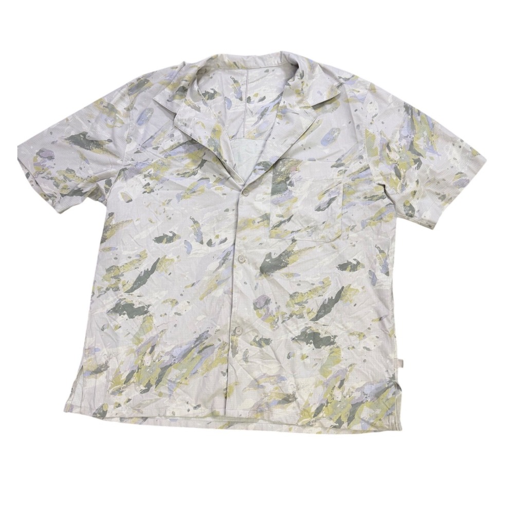 Lululemon Airing Easy Camp Collar Shirt Men L Variegated Bloom Finch Yellow
